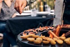 Höfats Bowl Vuurschaal Met Standaard 18 Höfats Bowl Vuurschaal Met Standaard -Barbecue Gereedschap image 517